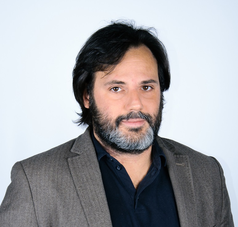 Minos nikolakakis
